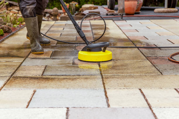 Best Playground Equipment Cleaning  in Olmsted Falls, OH